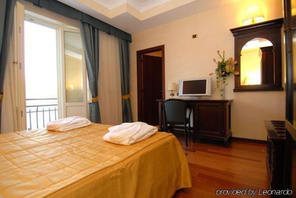 Hotel Teocrito Syracuse Habitación foto
